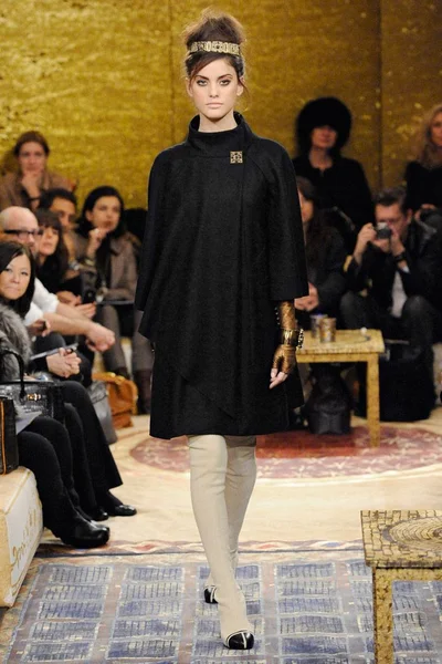 Look 2